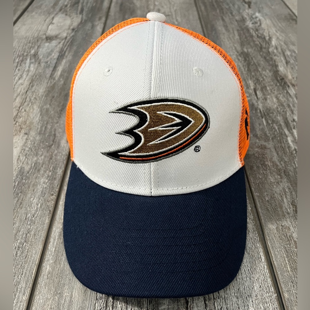 Anaheim Ducks (CA Hockey Team) Mesh Logo Baseball Cap Snap Closure - O/S